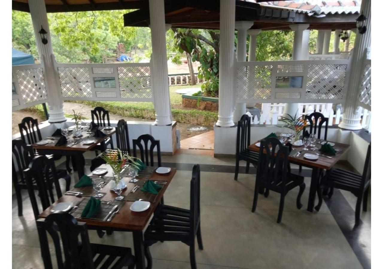 Kodigahawewa Forest Resort Tissamaharama Esterno foto