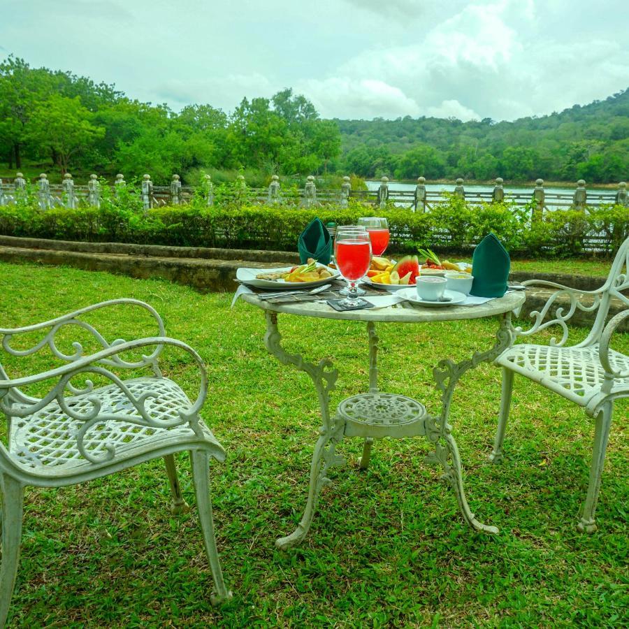 Kodigahawewa Forest Resort Tissamaharama Esterno foto
