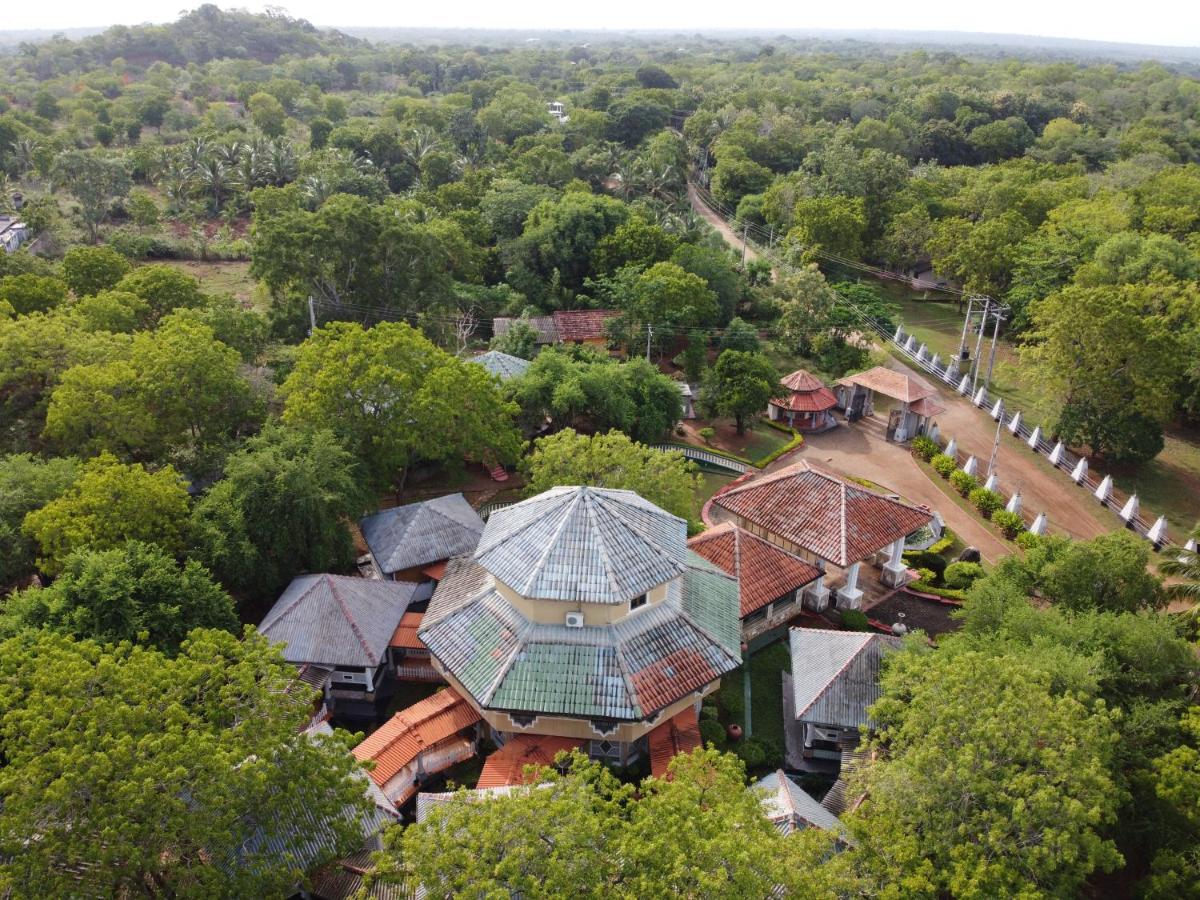 Kodigahawewa Forest Resort Tissamaharama Esterno foto