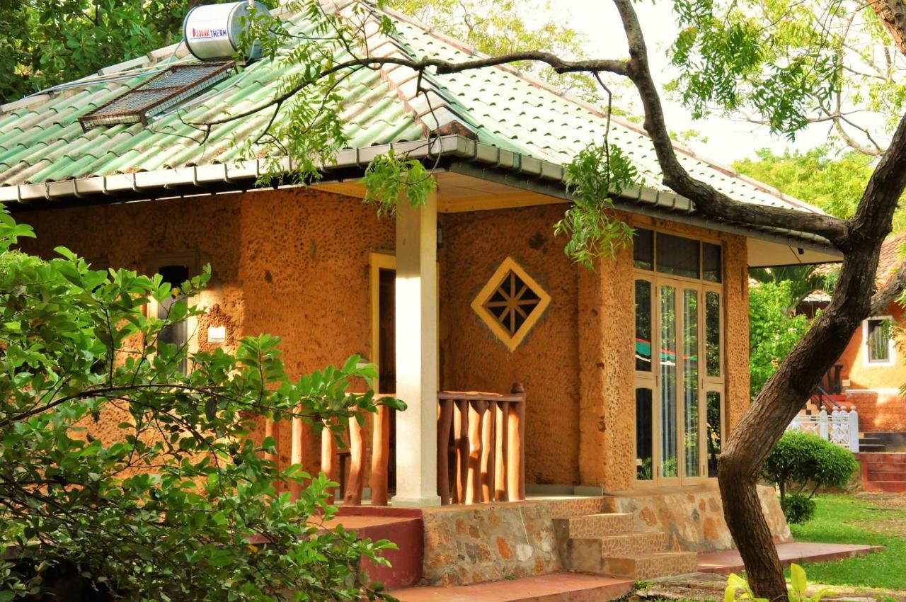 Kodigahawewa Forest Resort Tissamaharama Esterno foto