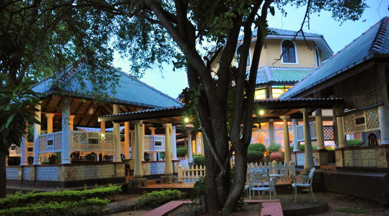 Kodigahawewa Forest Resort Tissamaharama Esterno foto